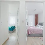 Family Droga Na Bystre By Renters شقة زاكوباني