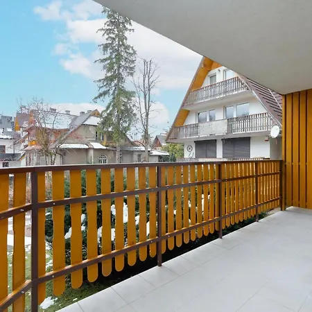 Family Droga Na Bystre By Renters شقة
