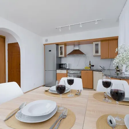 Daire Family Droga Na Bystre By Renters