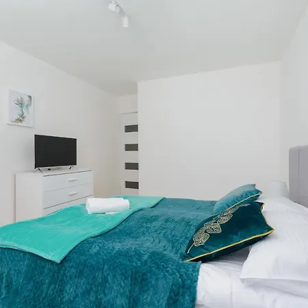 Family Droga Na Bystre By Renters Daire